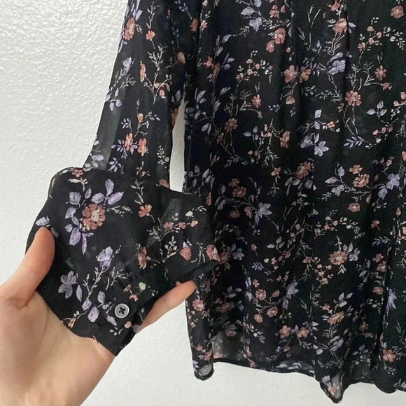 Joie M Black Floral Long Sleeve Silk Blouse - Picture 4 of 8